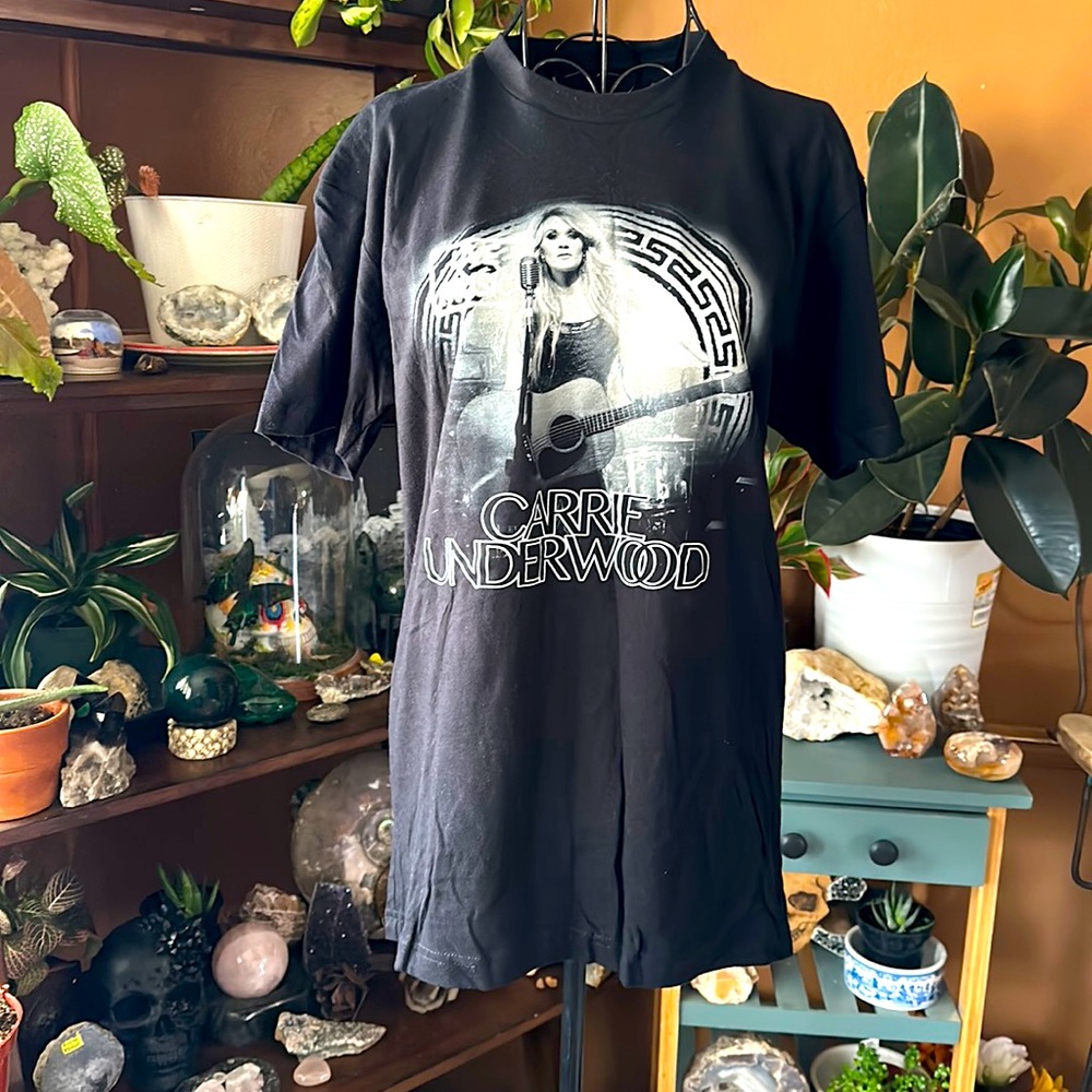 Unisex Carrie Underwood band t shirt story teller tour live music country